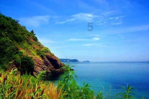 来吴山城隍阁 登高“寻龙”迎新春